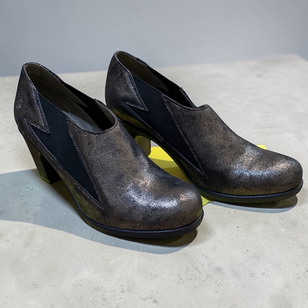 Fly London Shimmering Black Women's Mules